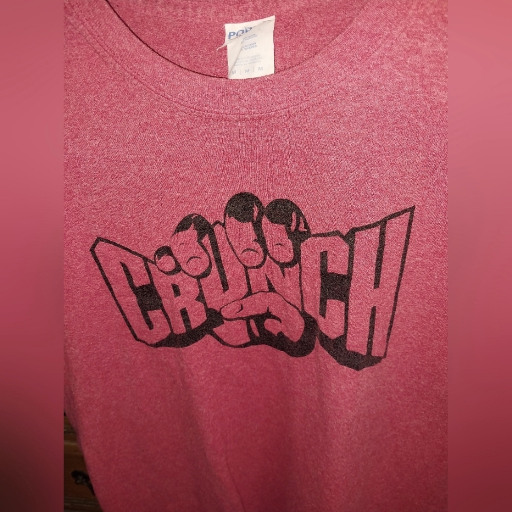 Crunch Graphic T-Shirt in Red